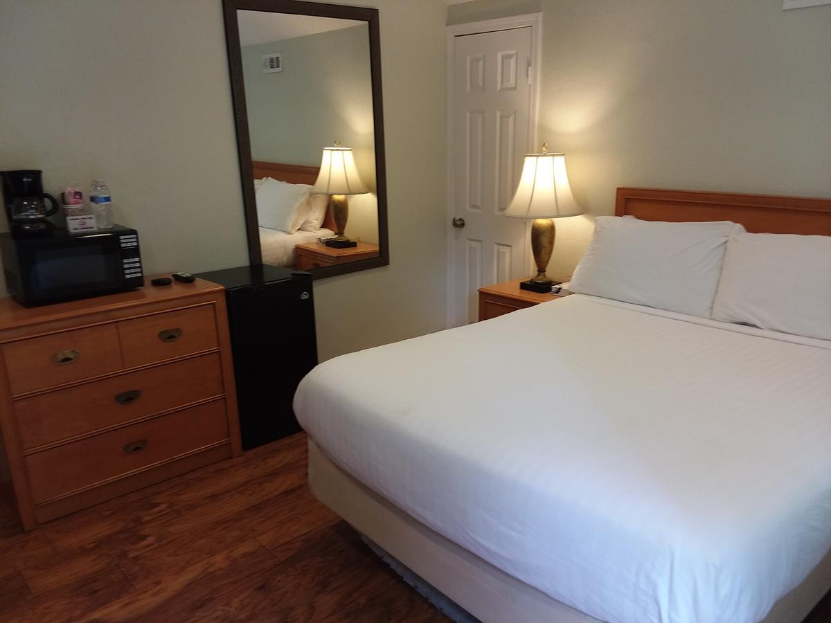 Arrowhead Mountain Inn Lake Arrowhead Ngoại thất bức ảnh