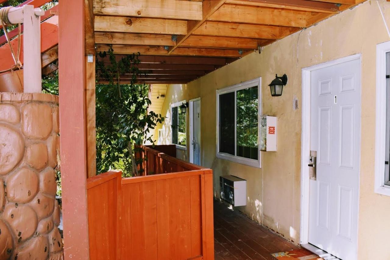 Arrowhead Mountain Inn Lake Arrowhead Ngoại thất bức ảnh
